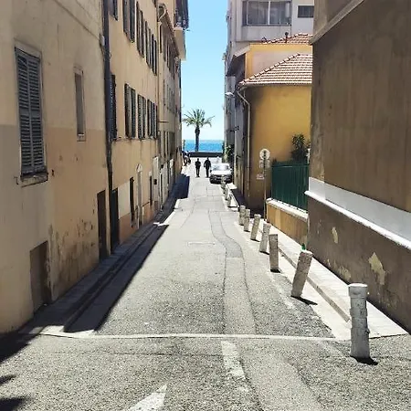 Joli - Promenade Des - Acces Niza
